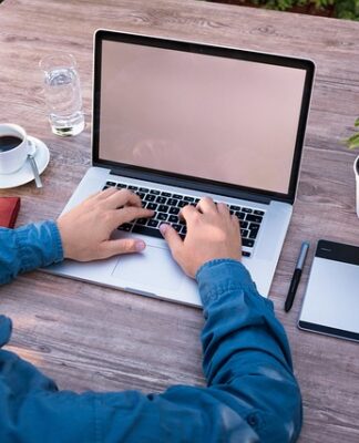 Jak się pisze strony internetowe?