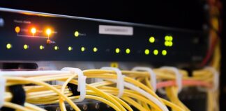 Co to jest router w komputerze?