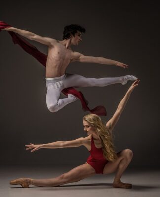 Jak rozwijać umiejętność pracy w zespole?